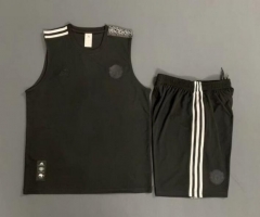 22-23 Manchester United Black Vest Training Uniforms